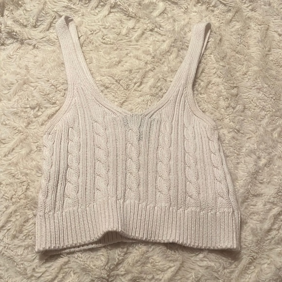 Top - Picture 1 of 2